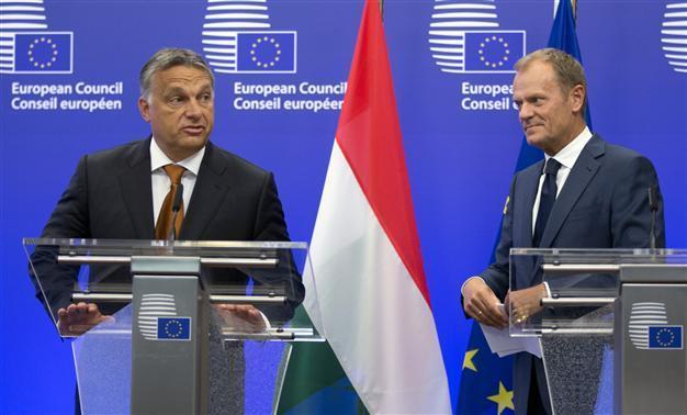 Refugees threaten Europes Christian identity: Orban