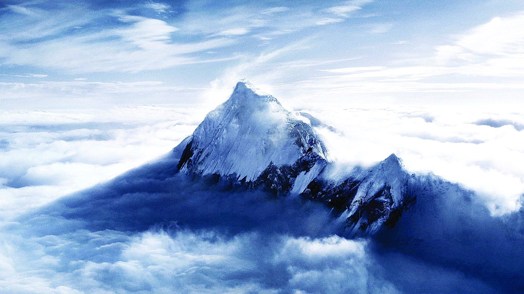 Venice opener Everest takes a trip to the icy top