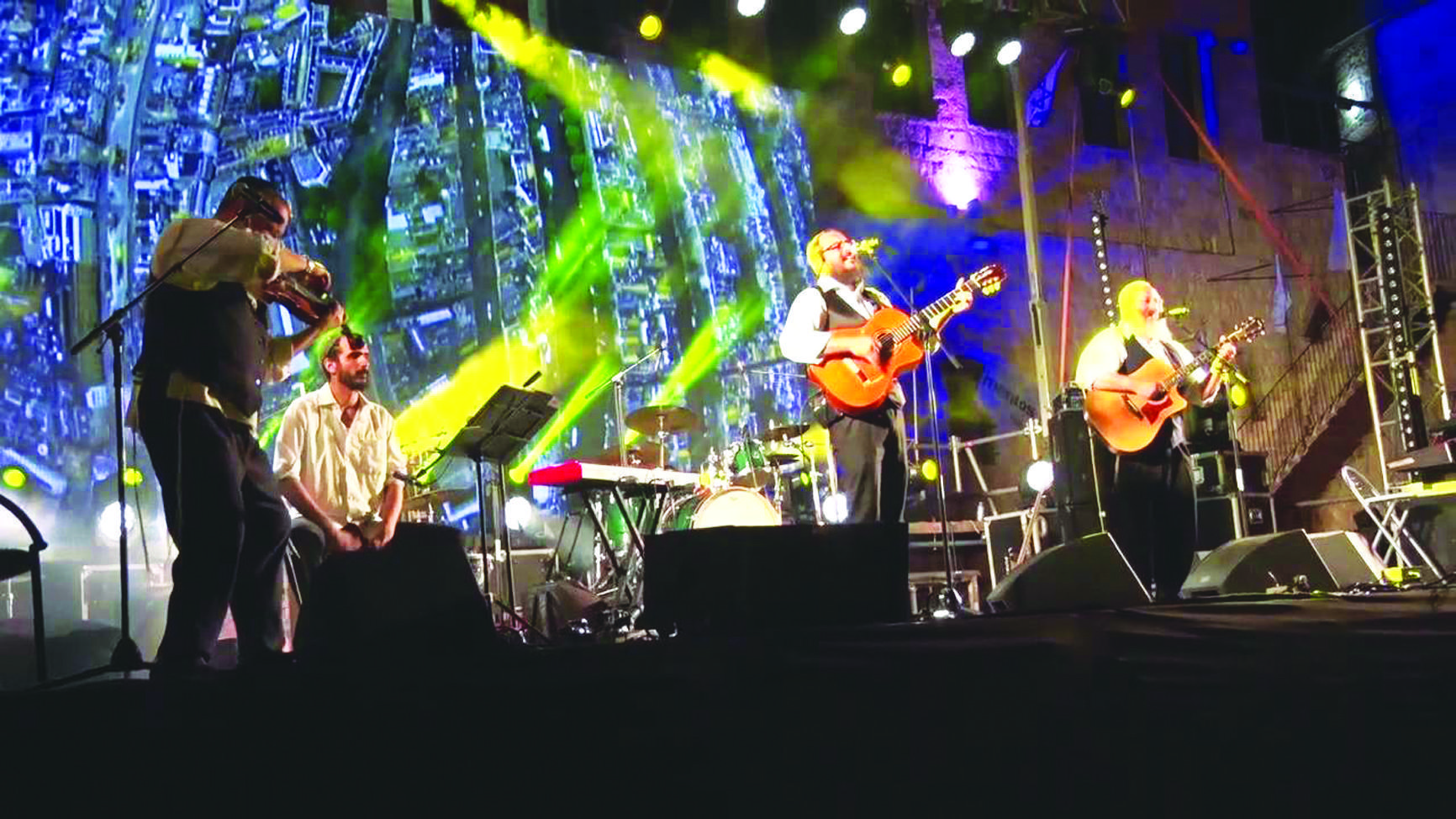 Music and dancing in Tzfat instead of rockets
