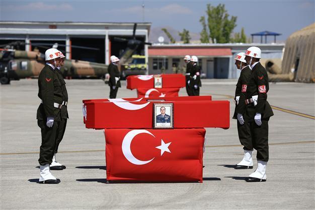 Funeral held in Turkey’s east for soldiers killed in Dağlıca attack