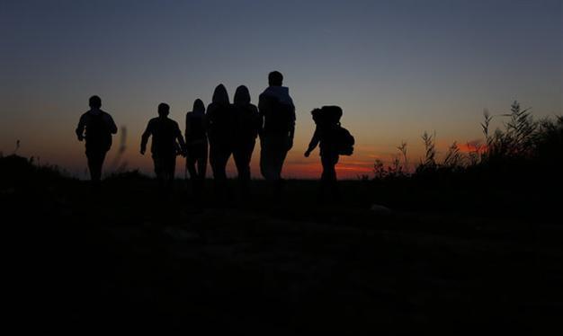 Record 5,809 migrants enter Hungary in new surge