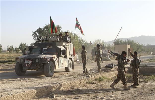Taliban storm Afghan prison, free hundreds of inmates