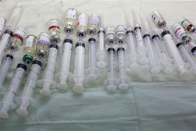 China says economic losses from drug abuse hit $81 bln a year