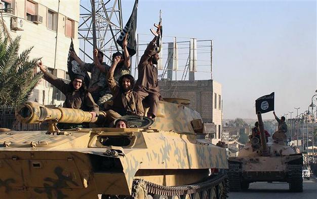 Syrian Kurds say ISIL shoring up de facto capital Raqqa