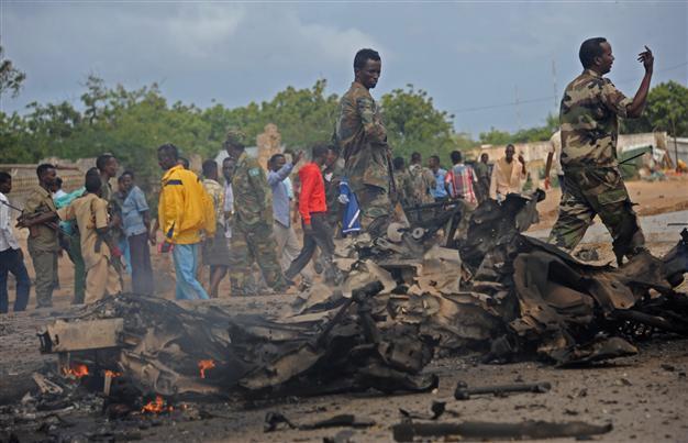 Car bomb targeting UAE officials kills 3 Somali soldiers in Mogadishu