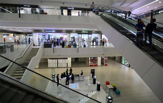 Iran’s economy stagnates as shoppers wait for foreign brands