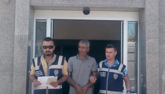 Turkish teacher caught taking photos under girls’ skirts in İzmir