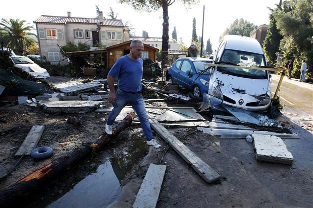 13 dead after heavy flooding in French riviera