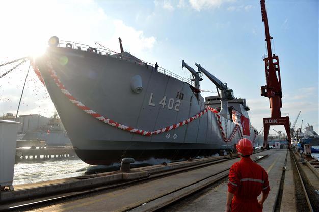 VIDEO: Turkey launches Bayraktar amphibious ship