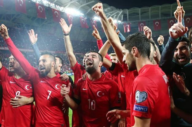 Turkey miraculously makes its way to Euro 2016 finals