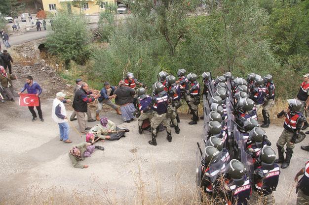 15 Turkish villagers released after confronting security forces in ‘water war’