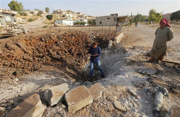 Russia backs Syrian forces in major assault on insurgents