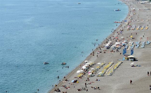 Turkey’s tourism sector may close this year with $10 bln loss in income