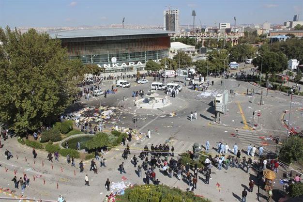 Five leads pointing to ISIL as prime suspect of Ankara bombings