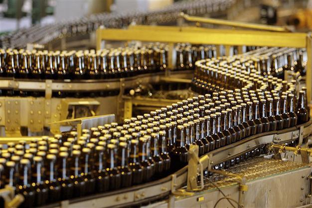 Top brewers AB InBev, SABMiller agree mega tie-up