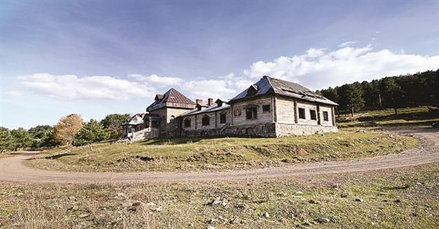Historical hunting lodge to serve tourism