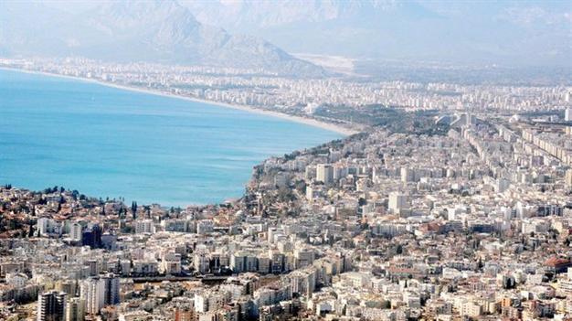 Turkey continues to see drop in foreign visitors