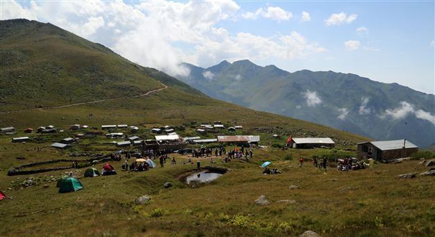 Road project protesters searched by authorities in northern Turkey