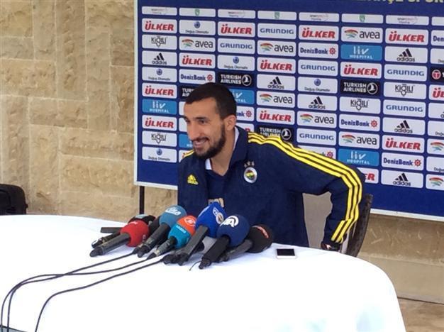 Fenerbahçe footballer’s car attacked in Istanbul