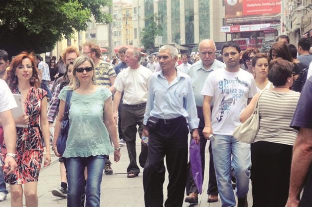 Turks divided over how democracy is working: Pew report
