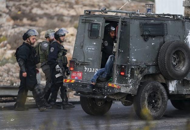 Gunman kills Israeli soldier as diplomats seek calm