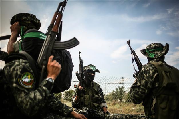 Israel arrests senior West Bank Hamas figure: Army