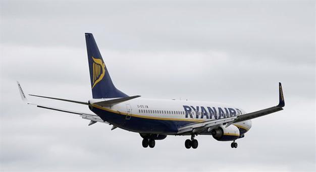 Ryanair profit soars almost 40 percent