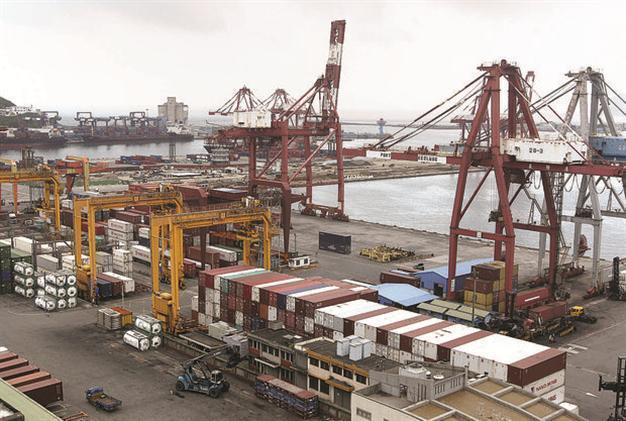 China gives currency biggest boost in a decade