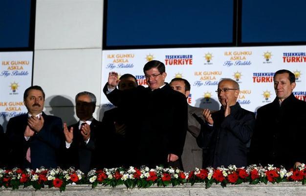 Turkish PM to open new page after poll victory