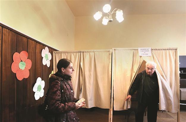 Bulgaria conservatives in resounding local vote win