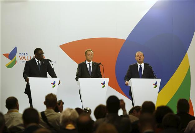 EU launches $2 bln emergency fund for Africa to combat migration