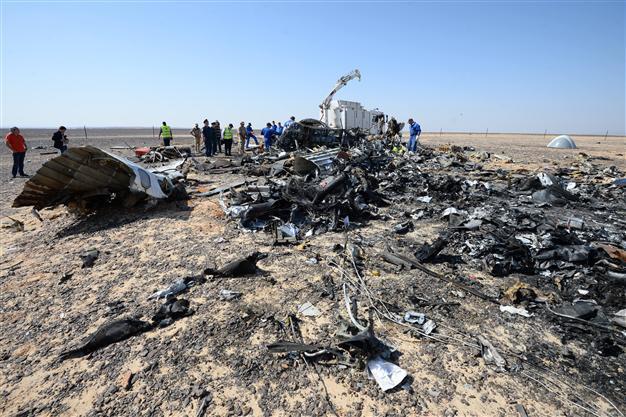 Bomb by ISIL likely caused Russian plane crash: Security sources
