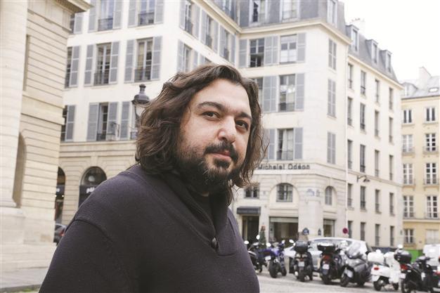 Turkish author Günday receives French award