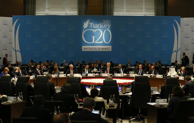 G-20 leaders stick to goal to boost growth by extra 2 percent: Final communique