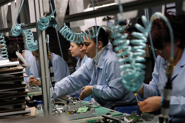 Turkey’s banks at ease while industry stresses
