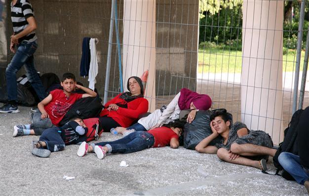 Number of Syrian refugees rivaling locals in 10 Turkish cities