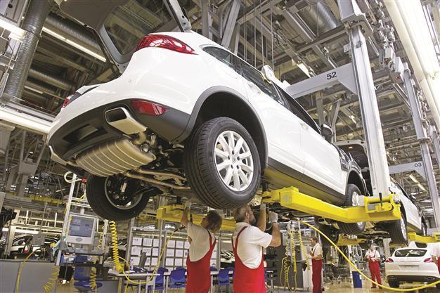 German business morale unfazed by Paris attacks