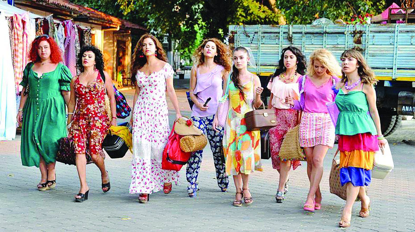 Türkan Şoray, ‘The Sultan of Turkish cinema,’ makes her comeback