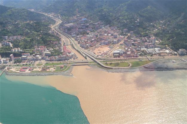 Villagers saved three days after flood in Black Sea district