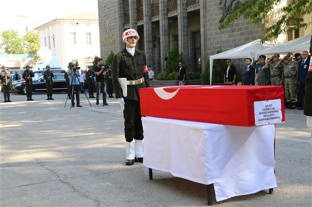 Two Turkish soldiers killed in still tense southeast