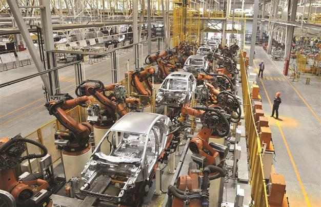 Turkish industrialists want reforms from new cabinet