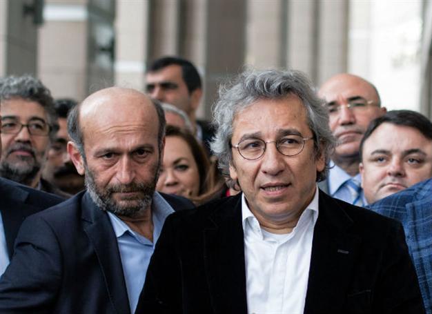 Two arrested Turkish journalists apply to Constitutional Court for release