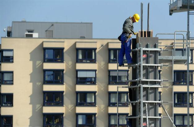 German industrial production inches higher in October