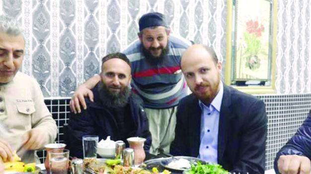 Chefs falsely linked to ISIL serve kebab to journalists, Turkish officials