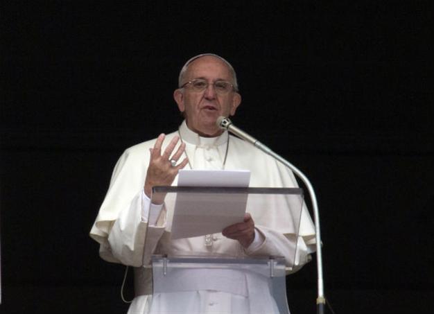 Pope tells Church to embrace modern world as he embraces history