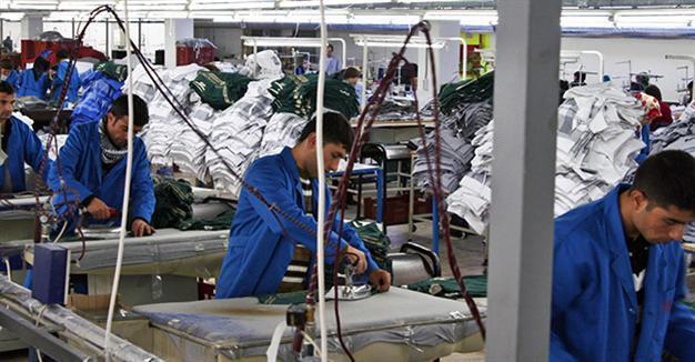 Foreign exchange rate and wage pressure on companies