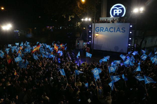 Spanish voters deal blow to bi-party politics