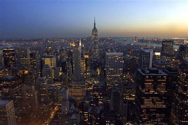 US economic growth hit 3.9% in second quarter