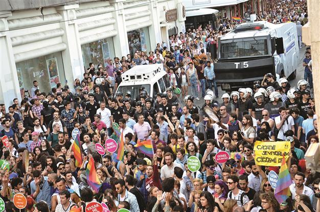 US concerned over prevention of Istanbul Pride, says US envoy on LGBTIs