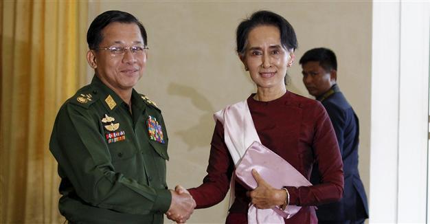 Suu Kyi meets Myanmar president, army chief for power shift talks